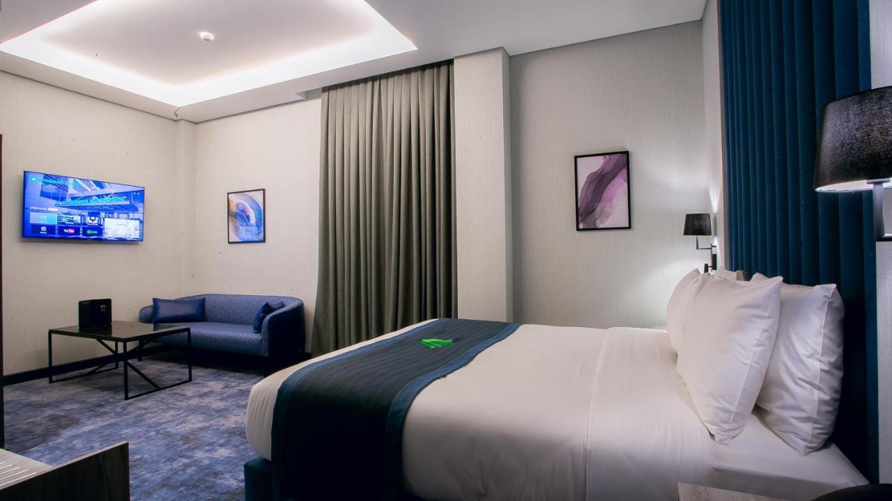 Wyndham Garden Baku Otel Dış mekan fotoğraf