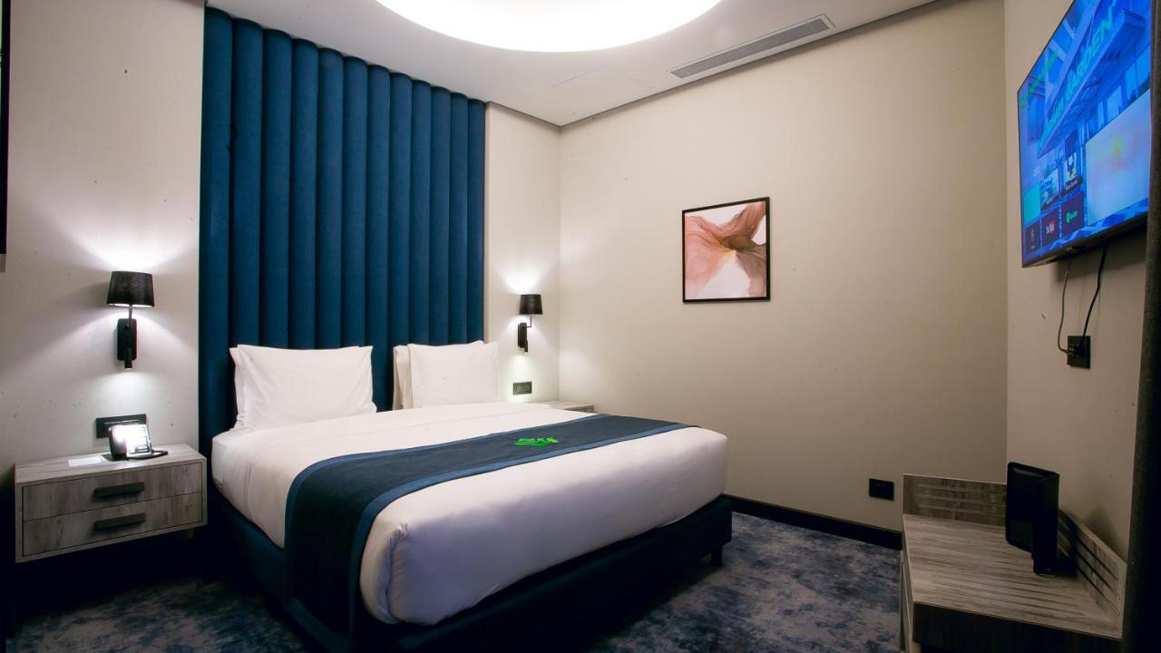Wyndham Garden Baku Otel Dış mekan fotoğraf